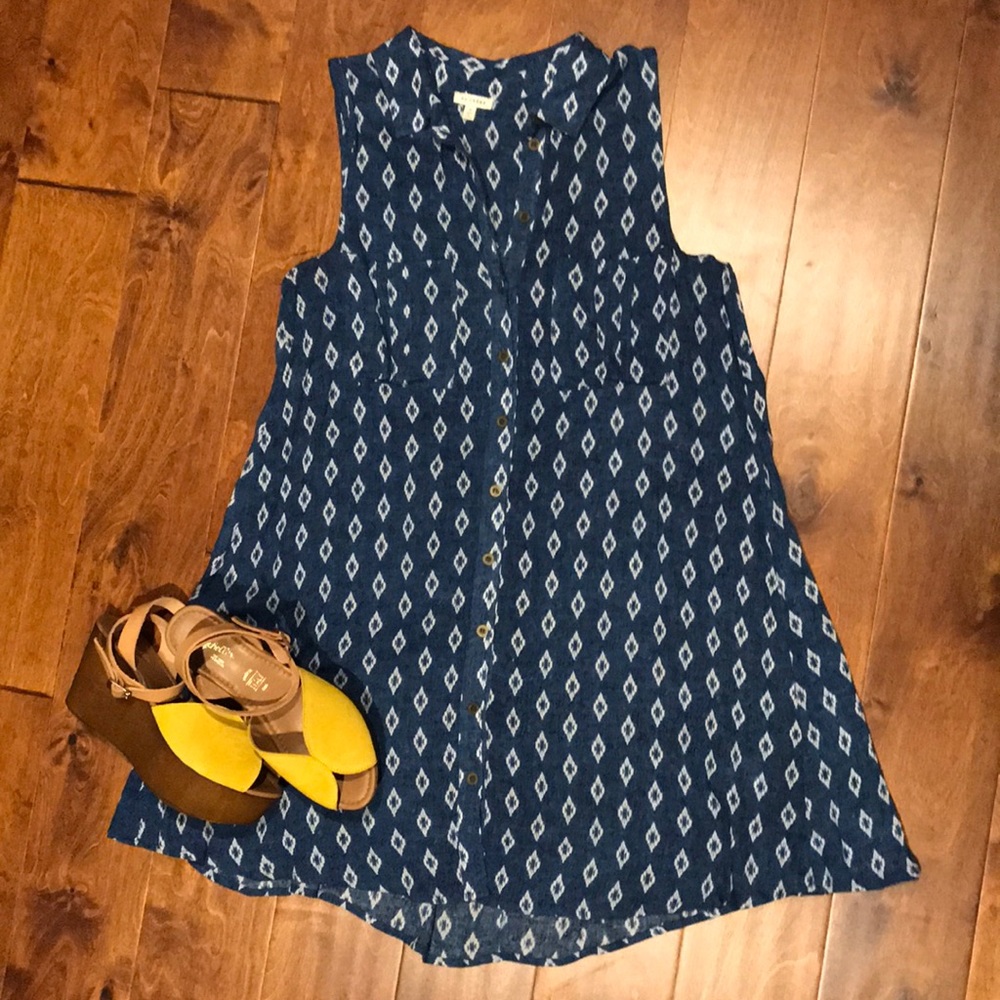 Blue diamond print dress